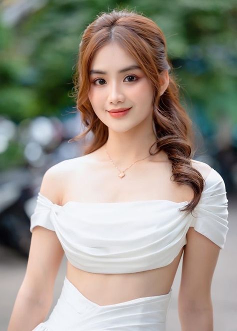 梦娜扮演者